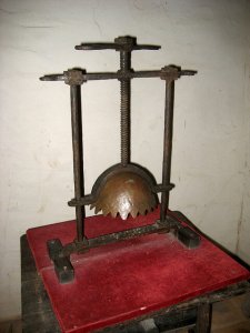Head-Crusher